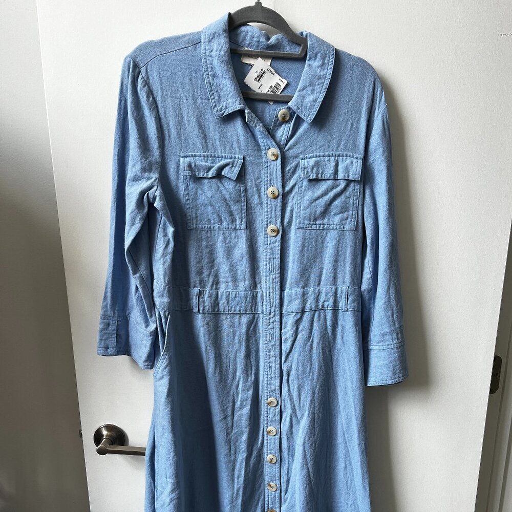 Oversized blue dress